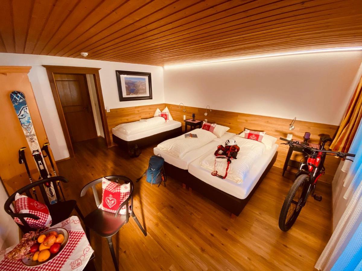 Hotel Standlhof Zillertal Удернс Екстер'єр фото