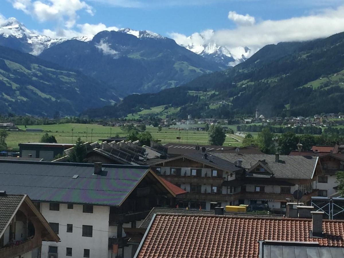Hotel Standlhof Zillertal Удернс Екстер'єр фото